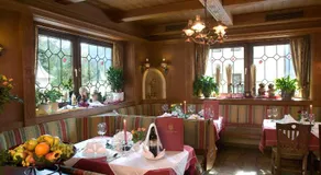 Hotel Dorfgasthof Schlösslstube - Image 2