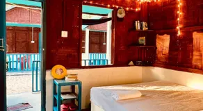 Blue Sea Beach Bungalows - Image 2