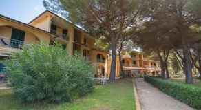 Residence Golfo Della Lacona - Image 4
