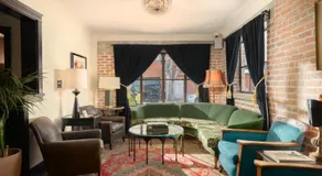 Granada Hotel & Bistro - Image 3