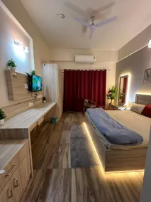 Evoke Stays - Image 2