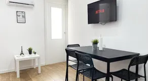 3Bedrooms Apartment Madrid - Image 3