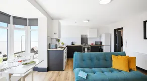 TYME Suites on Kingsway - Image 5