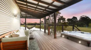Lilies Lakeside Spa Villa - 1 Bedroom - Image 4