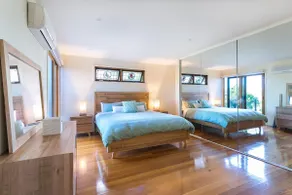 Bella Vista - luxury, views & hot tub - Image 2