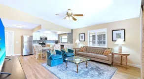 Avanti Vacation Rental - Newly Updated 3 BR Retreat with Private Pool - Just Minutes from Vanderbilt Beach and Delnor Wiggins! State Park Sunny Southern Exposure and Pet Friendly Stay - Image 2