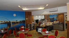 Hotel Relax - Image 4