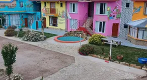 La Fábula-Amarilla - Image 4