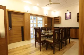 Choice Beach House - Image 2