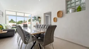 Maison avec barbecue, terrasse et jardin | Vue montagne | Avec animaux acceptés - Image 3