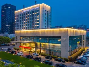 Yu Shan Hu Hotel - Image 5