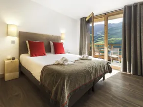 Modern Comfortable Apartment on the Slopes in Les Menuires - Image 2