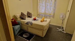 Comfortable holiday home in Basildon Essex - Image 2