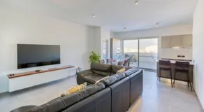 Annitchka Mansions - POOL Penthouse in central Malta - Image 2