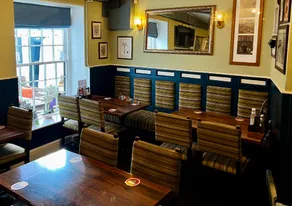 The Crown And Cushion - Image 2