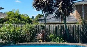 Villa pool garden - Image 5