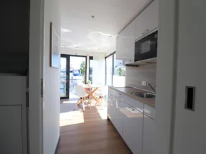 Houseboat in Lemmer with Harbor Views - Image 2