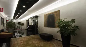 Hotel Versailles - Image 4