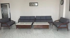 Hotel The Central Inn - Image 4