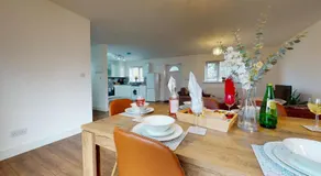 SRK Serviced Accommodation, 2 Bedroom Private Apartment, Business, Leisure, Contractors - Image 4