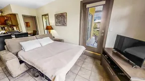 Bright 3 Bd at Playa 548. Pool & Beach  - Image 2