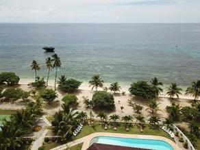 Gold View Beachfront Resort - Image 3
