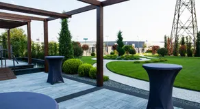 Sky Hotel - Image 5
