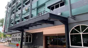 Hotel Waterfall - Image 5