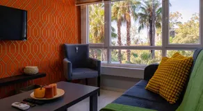 Chic&Cozy 2BR City View, Near Kaleici&Beach - Image 5
