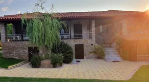 Katina's House - Image 4
