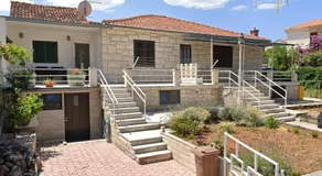 Apartments with parking space Supetar, Brac - 20219 - Image 2