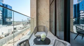 Heaven Crest 1BR City View with Balcony Azizi Riviera - Image 5