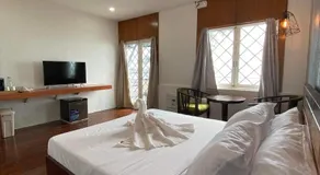 Dumaguete Seafront Hotel - Image 2