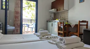 Oasis Apartments - Image 2