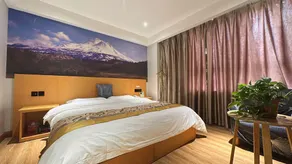 Youhe Hotel - Image 2