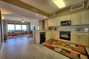 Roomy Oceanfront Condo with Breathtaking View and Beachside Pool - Unit 1906 by RedAwning - Image 2
