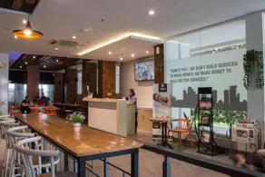 Cleo Hotel Tunjungan - Image 2