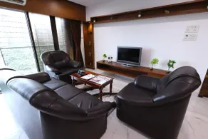 Astonish 3 BHK Apartment BKC (Bandra) - Image 4