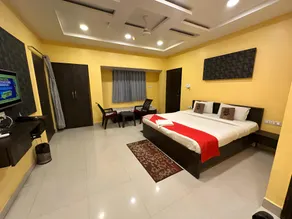 Hotel Vrindavan - Image 2