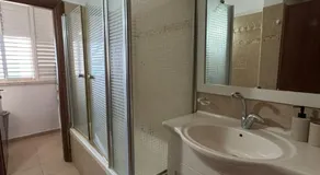 Beach apartment on Nitsa street - Image 2
