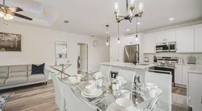 Modern Retreat, 3Bedroom King bed + Master Bath near ocean, 6 guests  - Image 3