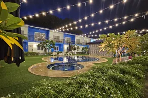 Casa Blu Hotel & Resort - Image 2