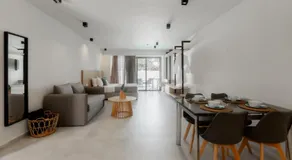 Petra Suites Tolo - Image 3