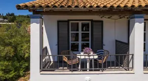 Elysee Seaview Apartments - Image 2