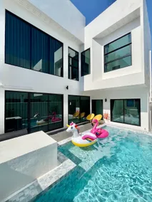 HS3-Hidden Space Pool Villa-Bang Saen - Image 3