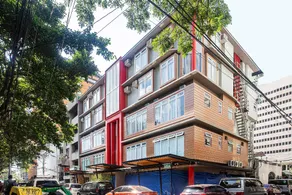OYO 241 Airo Hotel - Image 4