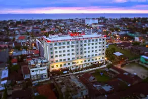 Rocky Plaza Hotel Padang - Image 4