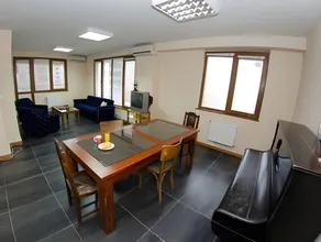 Central GuestHouse Five Corners - Image 3