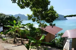Phi Phi Seaside Bungalow - Image 3