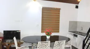 2BHK Homestay at Vagamon with Pool, Campfire and BBQ- Oakwood Oasis - Image 4